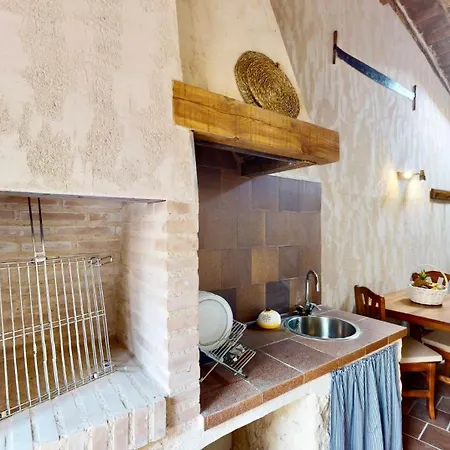 La Fuente Del Fresno * Caballar