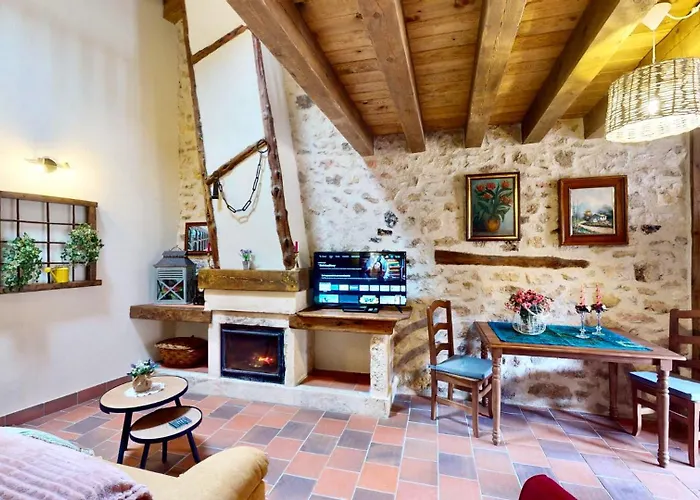 La Fuente Del Fresno בית נופש