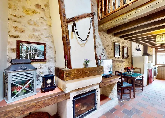 La Fuente Del Fresno Caballar